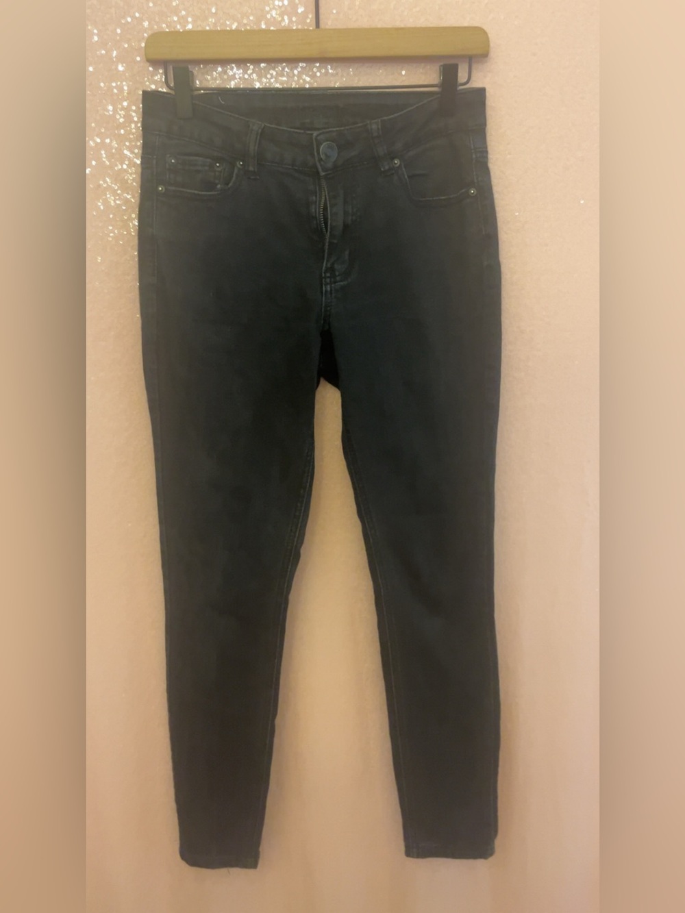 Women’s Black high rise Skinny Jeans - Picture 3 of 4